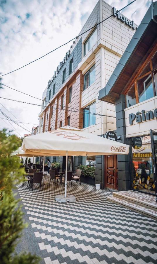 Hotel Glaris Tirgu Frumos Exterior foto